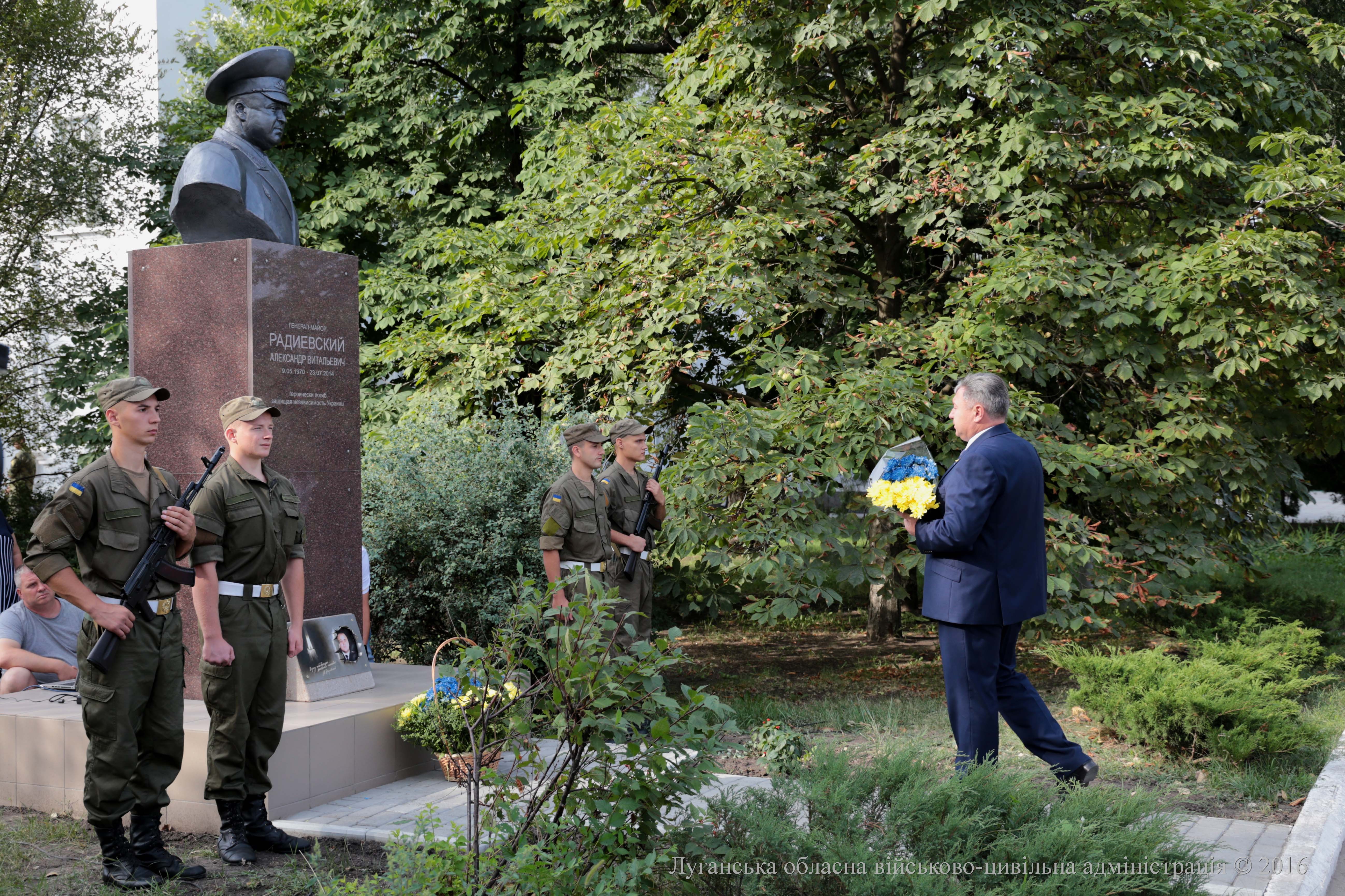 Юрій Гарбуз: «Будьмо гідними світлої пам’яті наших Героїв!»