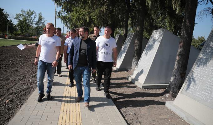 У Міловому завершують реставрацію Меморіального комплексу «Україна-визволителям!»