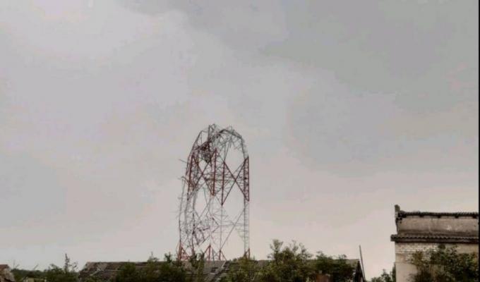 Окупанти знищили телевежу в Комишувасі