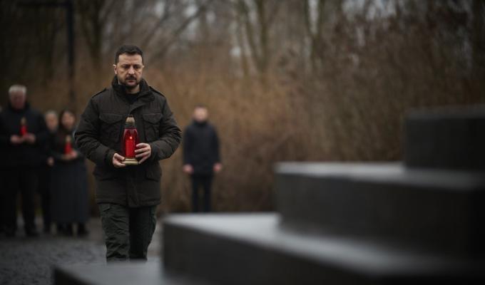 Президент ушанував пам’ять жертв Голокосту