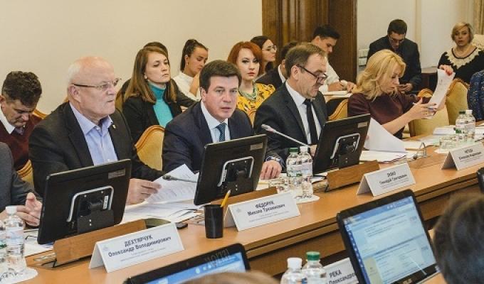 Геннадій Зубко запропонував чотири варіанти зміни адміністративно-територіального устрою