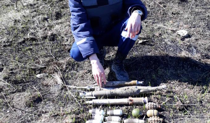 У Луганській області піротехніки вилучили 121 одиницю вибухонебезпечних предметів