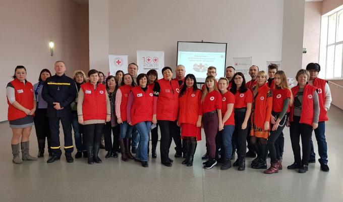 Волонтерів обласної організації Товариства Червоного Хреста України привітали зі святом