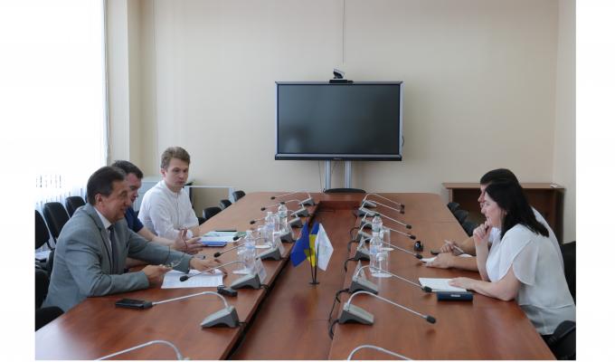 Ми опрацьовуємо пропозиції для подальшого співробітництва, – Віталій Комарницький за підсумками обговорення проекту USAID «Демократичне врядування у Східній Україні»