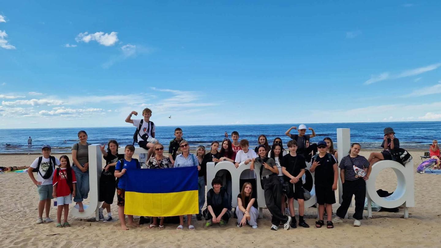 Попаснянська громада об’єднує учнів через онлайн-навчання та інвестує в молодіжні ініціативи