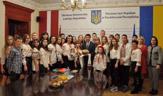 Діти з Попаснянщини відвідують Латвійську Республіку 
