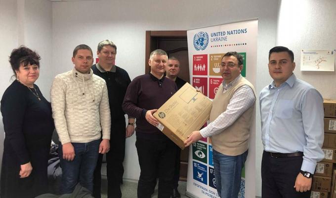 Лікувальні заклади Луганщини поповнились новою комп’ютерною технікою