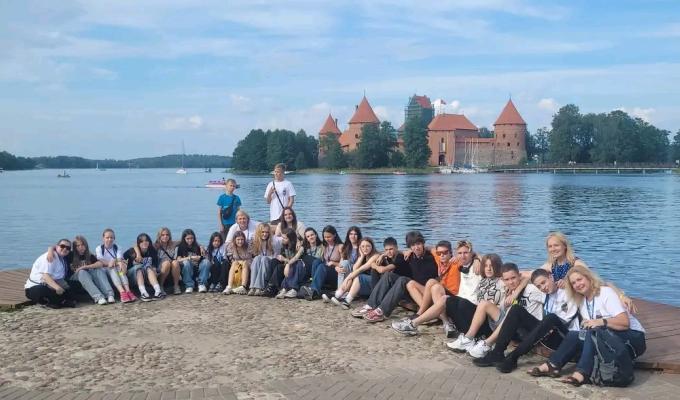 Сєвєродонецькі школярі відпочили у Литві