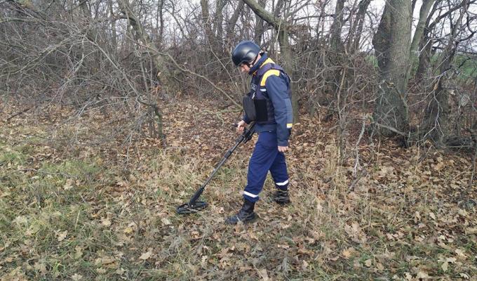 На Луганщині знищено 14 вибухонебезпечних предметів 