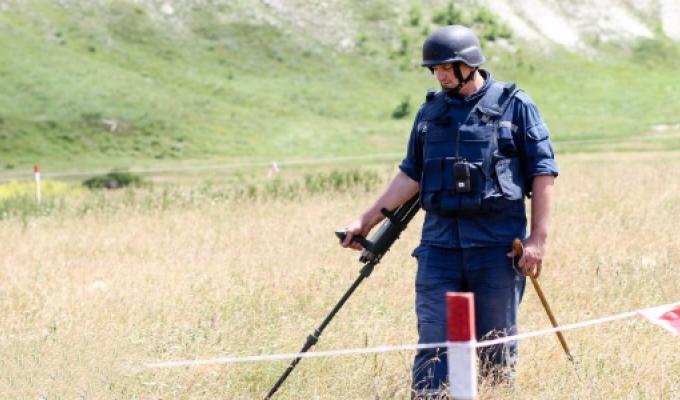 Піротехніками на Луганщині вилучено 32 одиниці вибухонебезпечних предметів