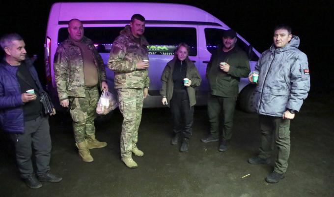 Волонтери ініціюють розширення мережі підтримки ВПО з Луганщини