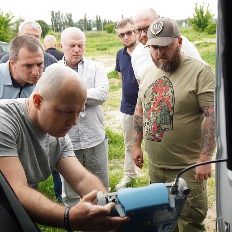 Унікальні мобільні телерадіотрансляційні станції розробив луганський «Інноваційно-інформаційний центр» 