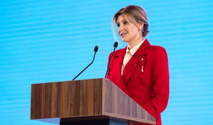 Олена Зеленська відкрила форум «Україна 30. Саміт. Діти»