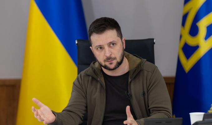 Президент України: Маємо продовжувати перемовини з Росією, вказуючи на всі скоєні нею злочини та домагаючись відповідальності