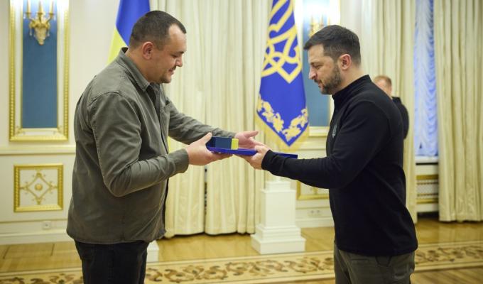 Відзнаку Президента України «Золоте серце» отримав волонтер з Луганщини Володимир Коломайко