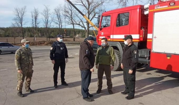 На ключових блокпостах будуть дезінфікувати транспорт 