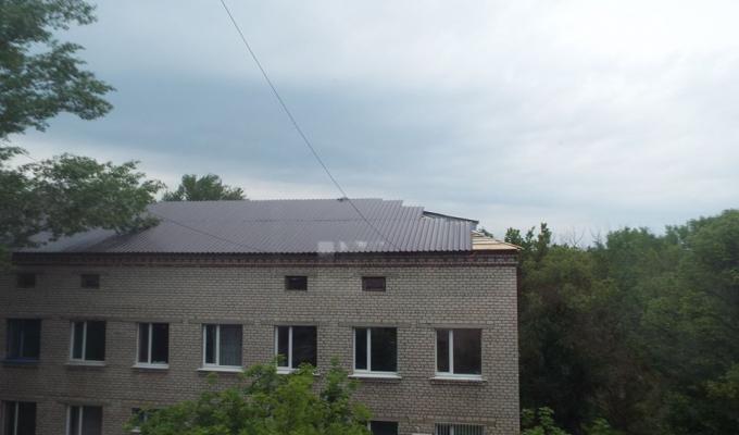 Триває капітальний ремонт будівлі Станично-Луганської лікарні 