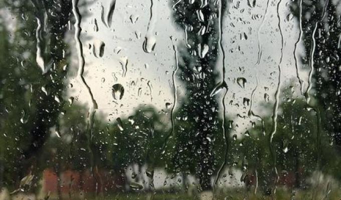 На Луганщині зберігається ймовірність гроз та злив