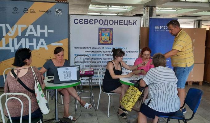 Ще 142 родини луганчан в Дніпрі забезпечені допомогою від МОМ
