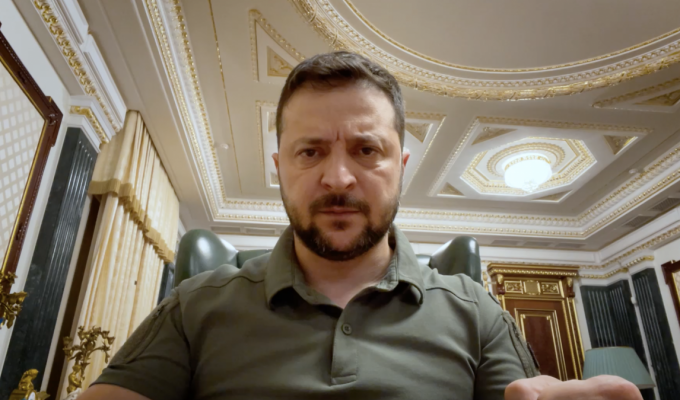 Росія відчула, що програє і намагається відтягнути цей момент, забезпечити якусь активність на фронті – звернення Президента України