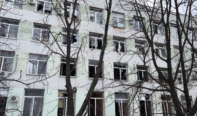 Сергій Гайдай: росіяни обстріляли лікарню в Лисичанську