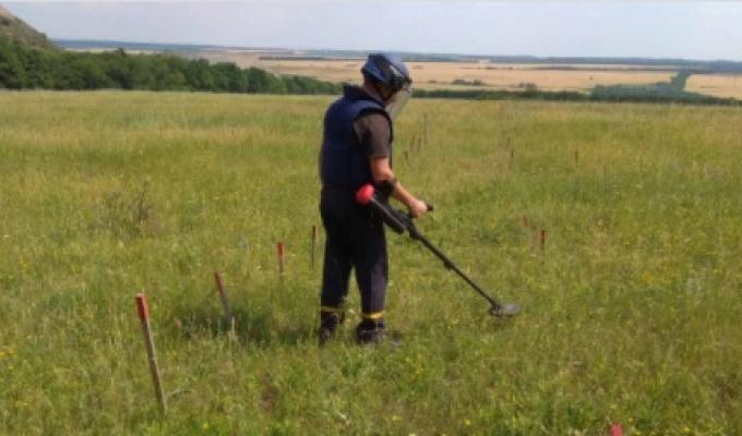 Піротехніками області вилучено 24 мінометні міни