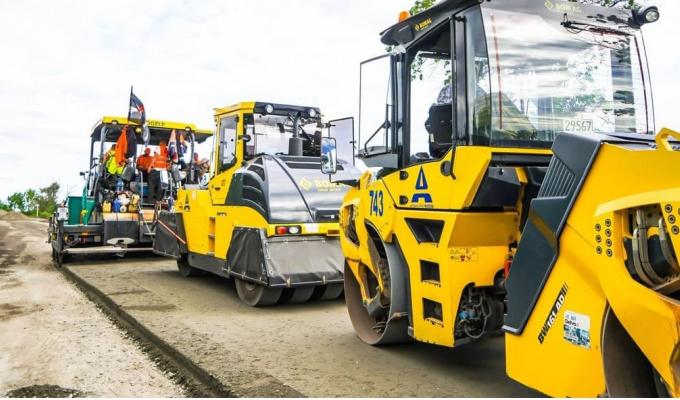 Триває відновлення автошляху між Старобільськом та Євсугом