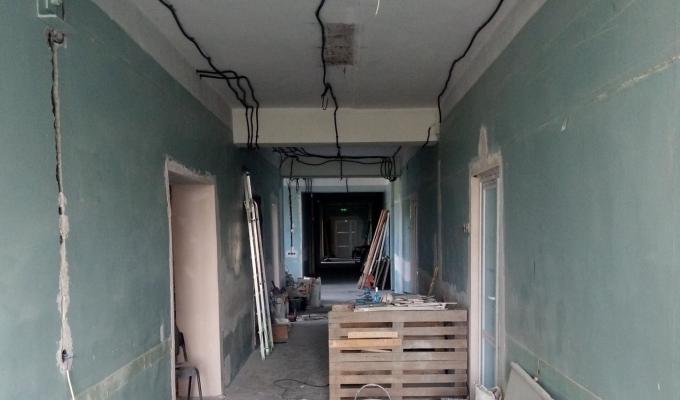 У Станично-Луганському районі ремонтують лікарні