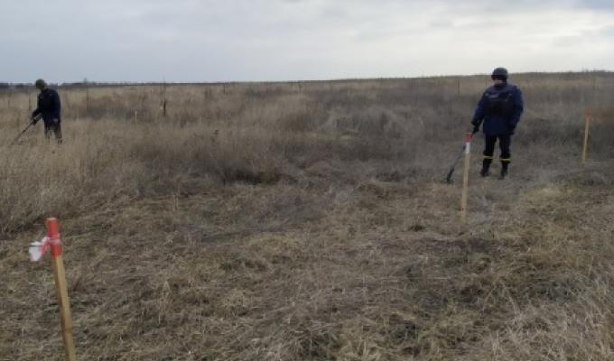 Піротехніками на Луганщині вилучено три вибухонебезпечних предмети