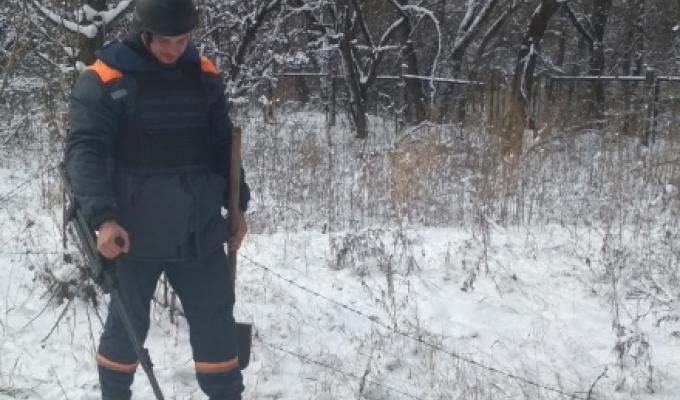 Піротехнічними розрахунками вилучено 30 вибухонебезпечних предметів