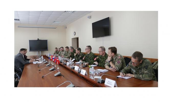 На Луганщині перебуває багатонаціональна група військових спостерігачів