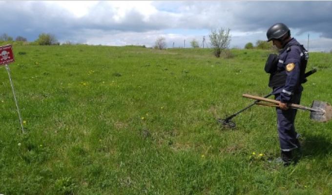 За минулу добу піротехніками на Луганщині вилучено 45 вибухонебезпечних предметів