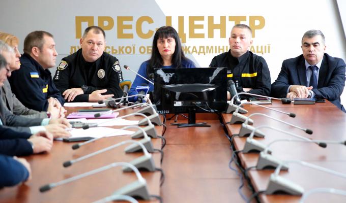 Постраждалим надано допомогу, правоохоронні органи з’ясовують причини, – доручення Сергія Гайдая в зв’язку із пожежею в Старобільському обласному психоневрологічному інтернаті