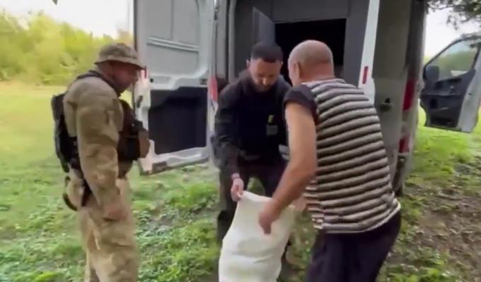 Для жителів чотирьох деокупованих населених пунктів Луганщини доставили черговий гуманітарний вантаж