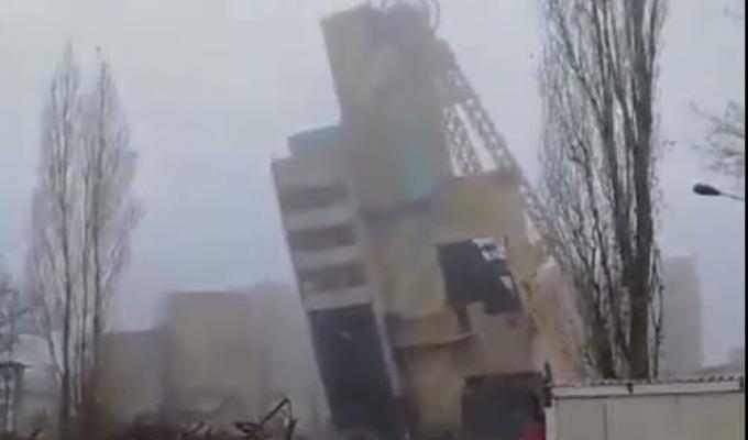 У Хрустальному ріжуть на метал одну із найсучасніших шахт