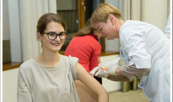 Профілактика в дії: регіони закуповують вакцину від грипу Профілактика в дії: регіони закуповують вакцину від грипу