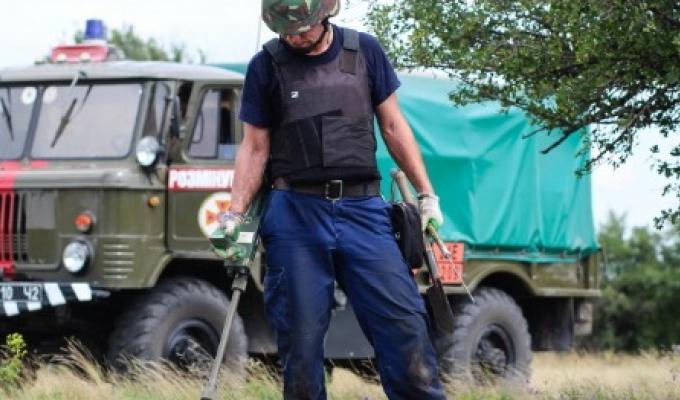 Піротехніками на Луганщині вилучено 32 одиниці вибухонебезпечних предметів