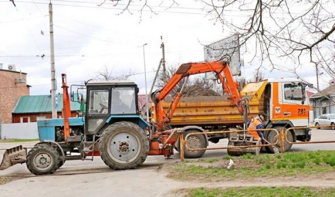 На Київщині відновили електрику та газопостачання, у Харкові запустили міський транспорт – ОП