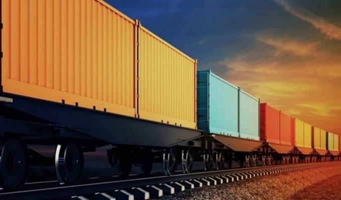 Мінінфраструктури планує збільшити обсяги перевезення вантажів залізницею щонайменше на 50%