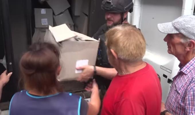 600 жителів віддалених районів Лисичанська отримали гуманітарну допомогу