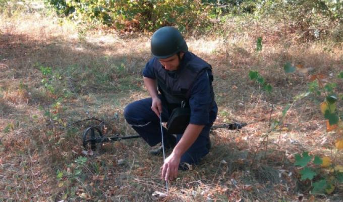 Піротехніками на Луганщині вилучено чотири одиниці вибухонебезпечних предметів