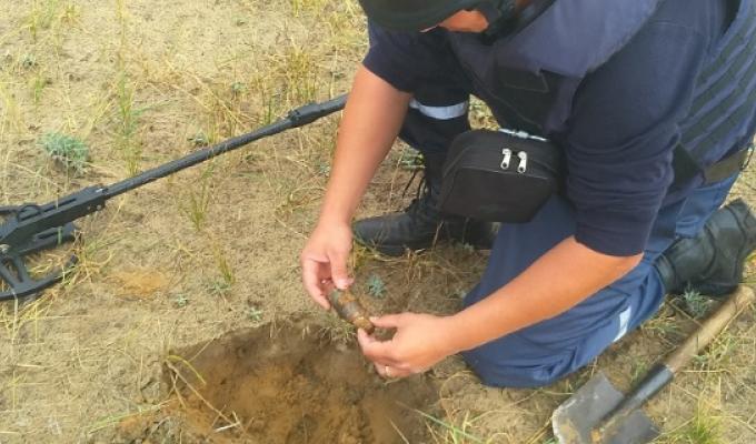Піротехніками на Луганщині вилучено 10 одиниць вибухонебезпечних предметів 