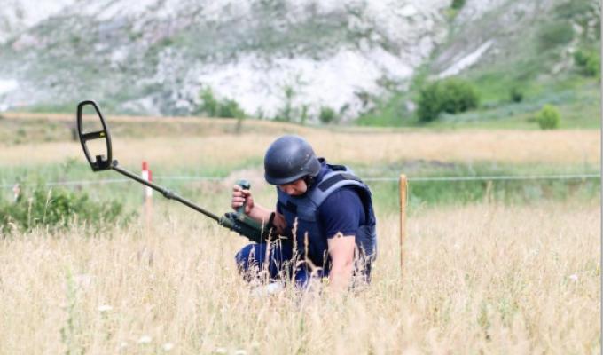 Піротехніками на Луганщині вилучено дві одиниці вибухонебезпечних предметів