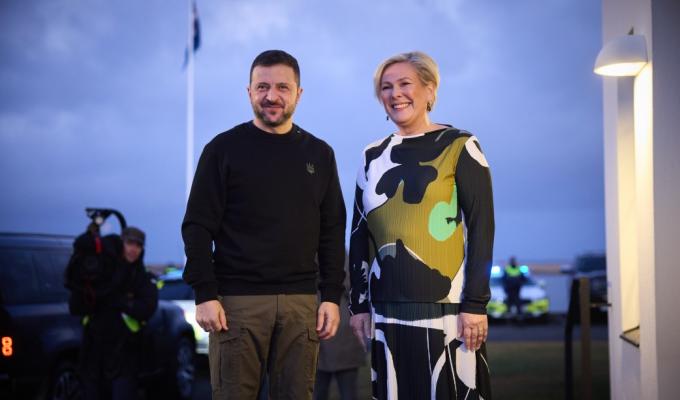 Реабілітація поранених воїнів і можливість патронату над українськими регіонами – результати зустрічі Володимира Зеленського з Президенткою Ісландії