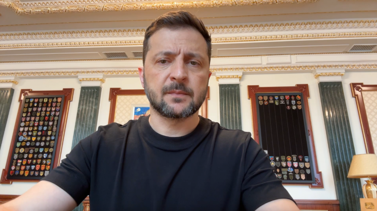 Маємо досягти рівня 50 % української зброї за перші шість місяців роботи нового уряду – звернення Президента