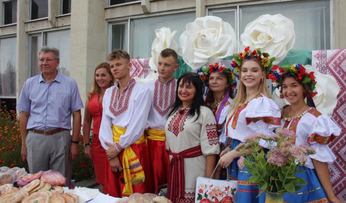 На Луганщині відбувся щорічний обласний фестиваль національно-етнічних культур