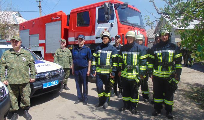 Рятувальники Луганщини отримали новий пожежний автомобіль