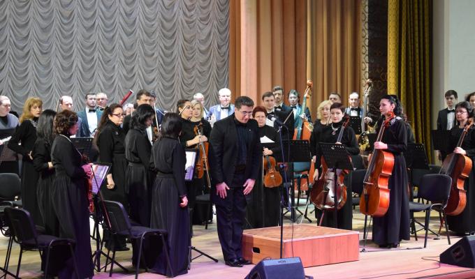 Луганська обласна філармонія запросила на концерт Академічного симфонічного оркестру!