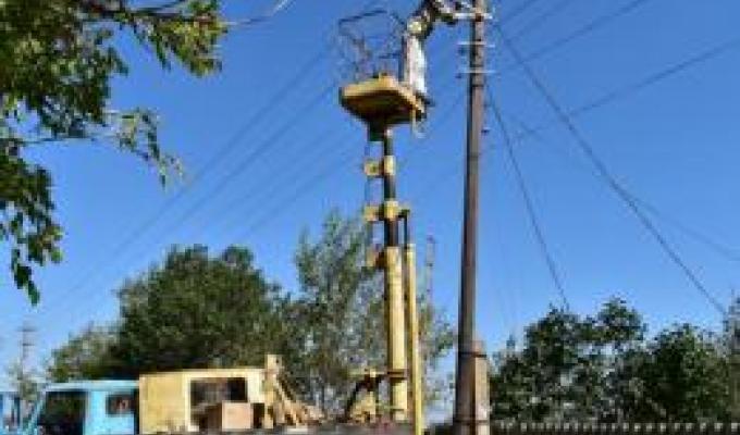 У містах і районах області: в Марківці відновлюють вуличне освітлення 