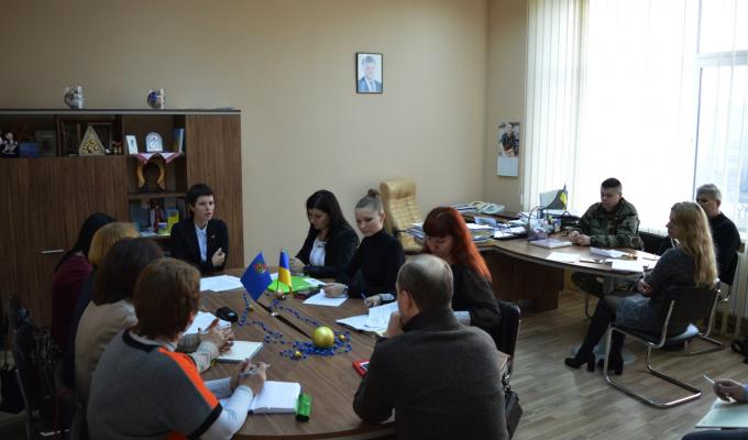 В облдержадміністрації обговорили напрями національно-патріотичного виховання молоді на наступний рік